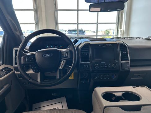 Used 2018 Ford F150 XLT w/ Equipment Group 302A Luxury AWD/4WD image 17