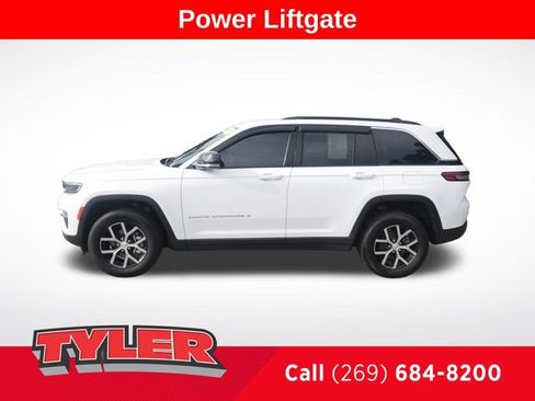 Certified 2024 Jeep Grand Cherokee Limited AWD/4WD image 4