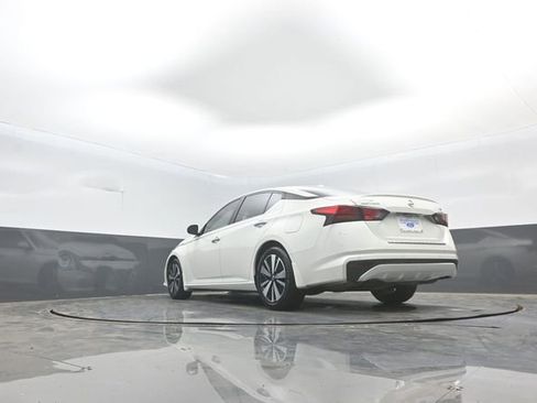 Used 2022 Nissan Altima 2.5 SV FWD image 26