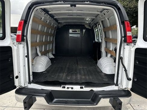 Used 2024 Chevrolet Express 2500 w/ Driver Convenience Package image 21