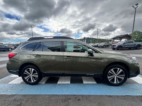 Used 2019 Subaru Outback 2.5i Limited w/ Popular Package #2 AWD/4WD image 5