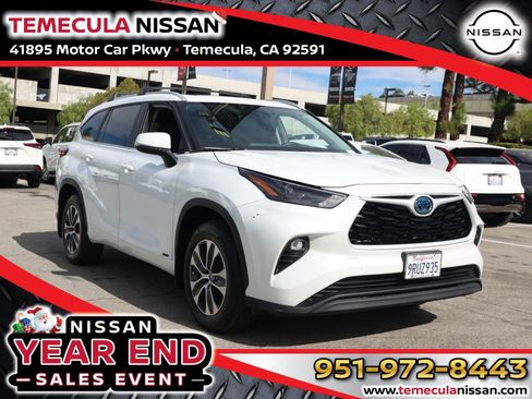 Used 2024 Toyota Highlander XLE image 1