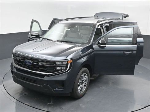 New 2025 Ford Expedition Max Active image 49