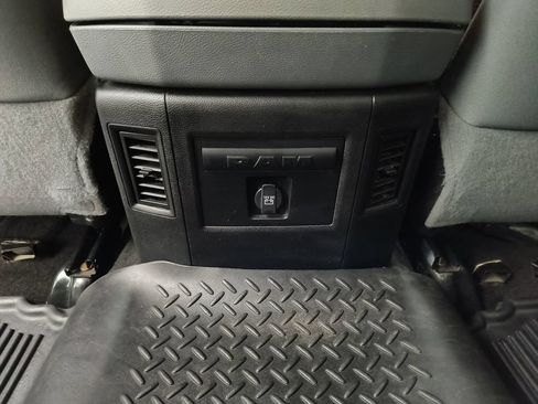 Used 2017 RAM 1500 Big Horn AWD/4WD image 23