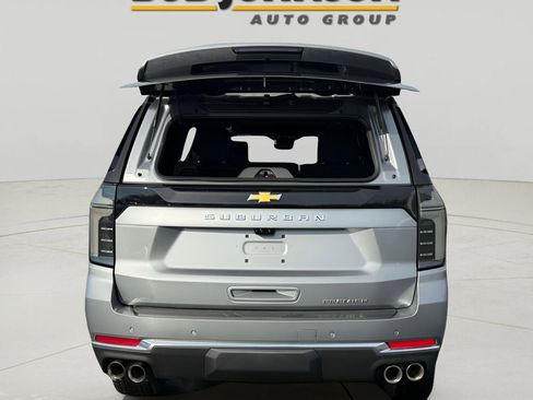 New 2026 Chevrolet Suburban Premier image 9