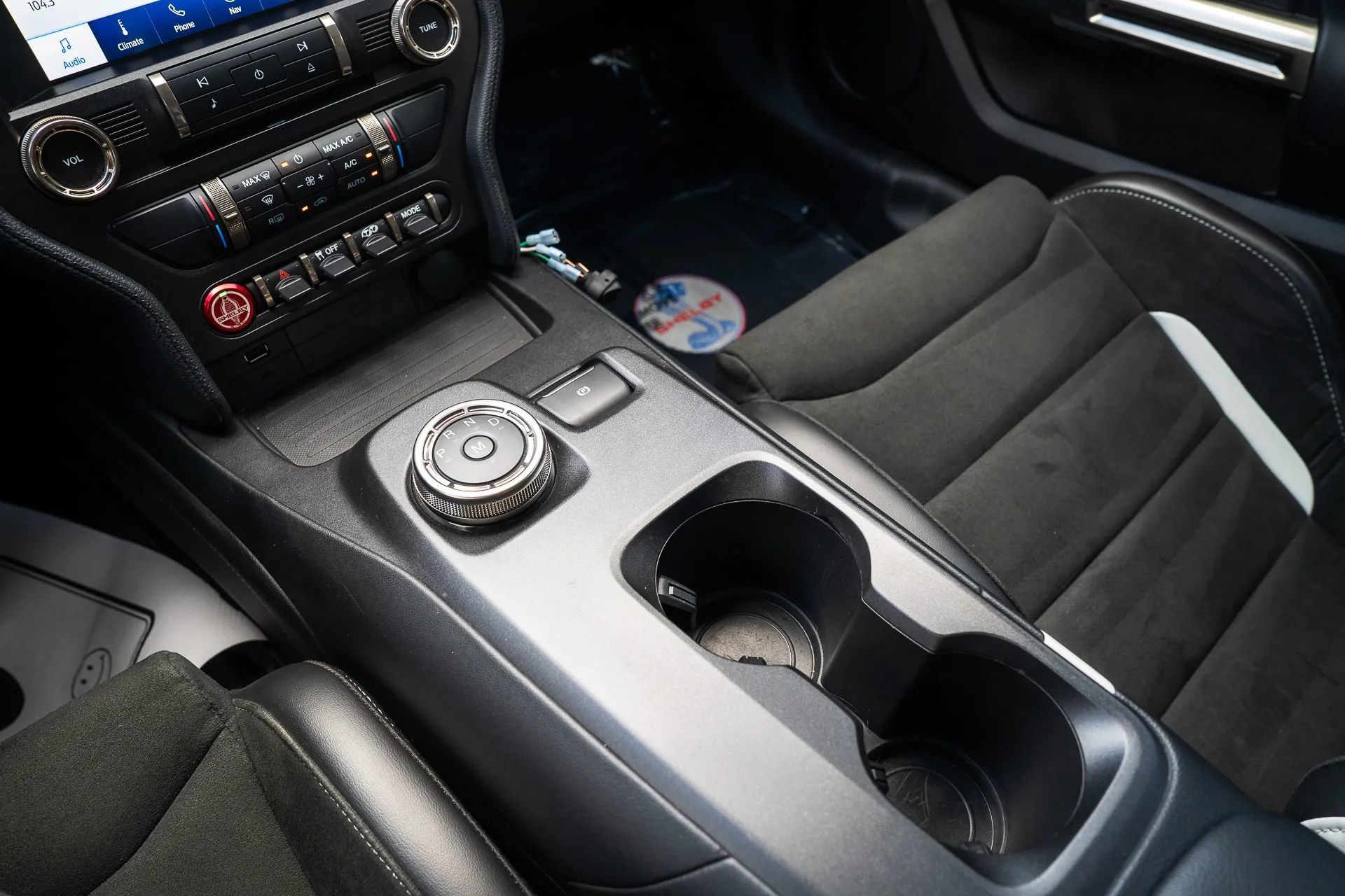 Used 2020 Ford Mustang Shelby GT500 w/ Technology Package RWD image 28