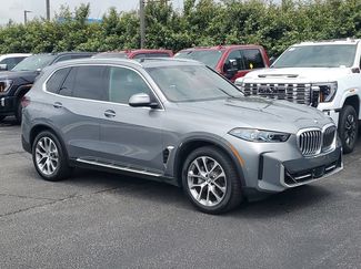 Used 2025 BMW X5 xDrive40i AWD/4WD video 1