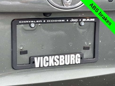 Used 2019 Toyota Highlander XLE image 44