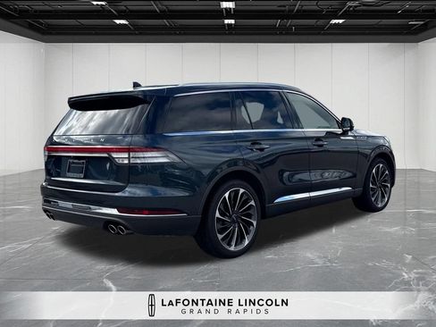 Certified 2024 Lincoln Aviator Reserve w/ Equipment Group 201A AWD/4WD image 5
