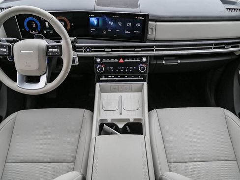 Used 2026 Hyundai Santa Fe SEL image 13