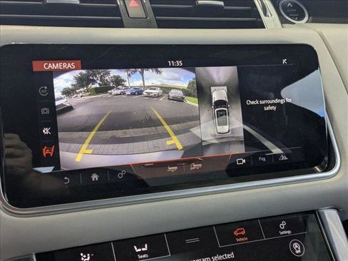 Used 2021 Land Rover Range Rover Sport SVR image 13