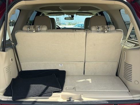 Used 2017 Ford Expedition Limited w/ Equipment Group 301A image 37