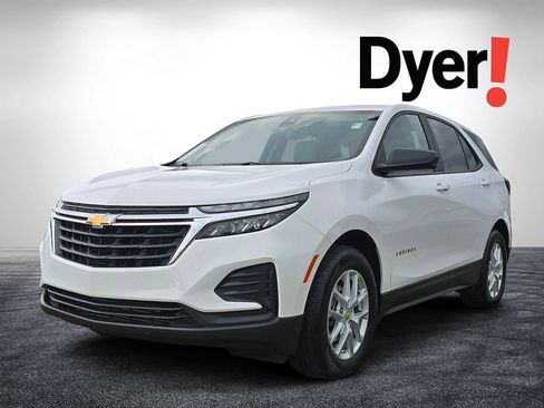 Used 2024 Chevrolet Equinox LS w/ LS Convenience Package FWD image 8