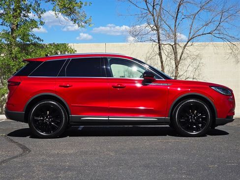 Used 2020 Lincoln Corsair Reserve w/ Equipment Group 201A FWD image 9