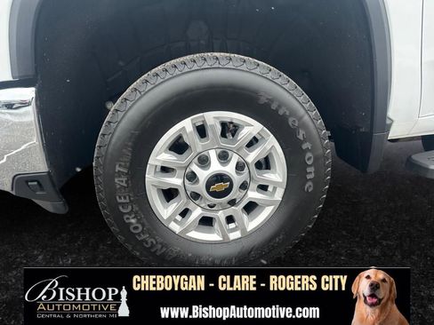 Used 2025 Chevrolet Silverado 2500 LT w/ Convenience Package AWD/4WD image 25