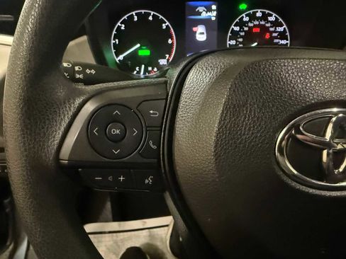 Certified 2024 Toyota Corolla LE image 29