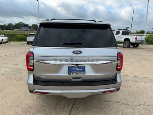 Certified 2024 Ford Expedition Max Limited AWD/4WD image 6