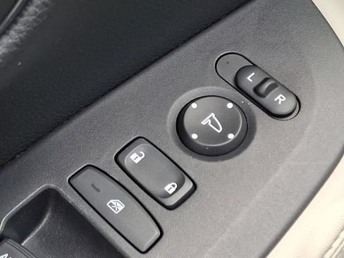 Certified 2024 Honda HR-V LX image 25