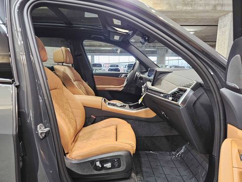 New 2026 BMW X5 xDrive50e w/ M Sport Package image 27
