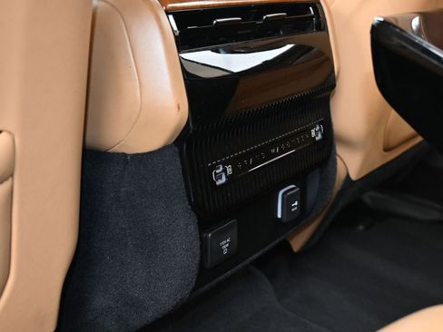 Used 2022 Jeep Grand Wagoneer Series III w/ Rear Seat Video Group 1 image 43