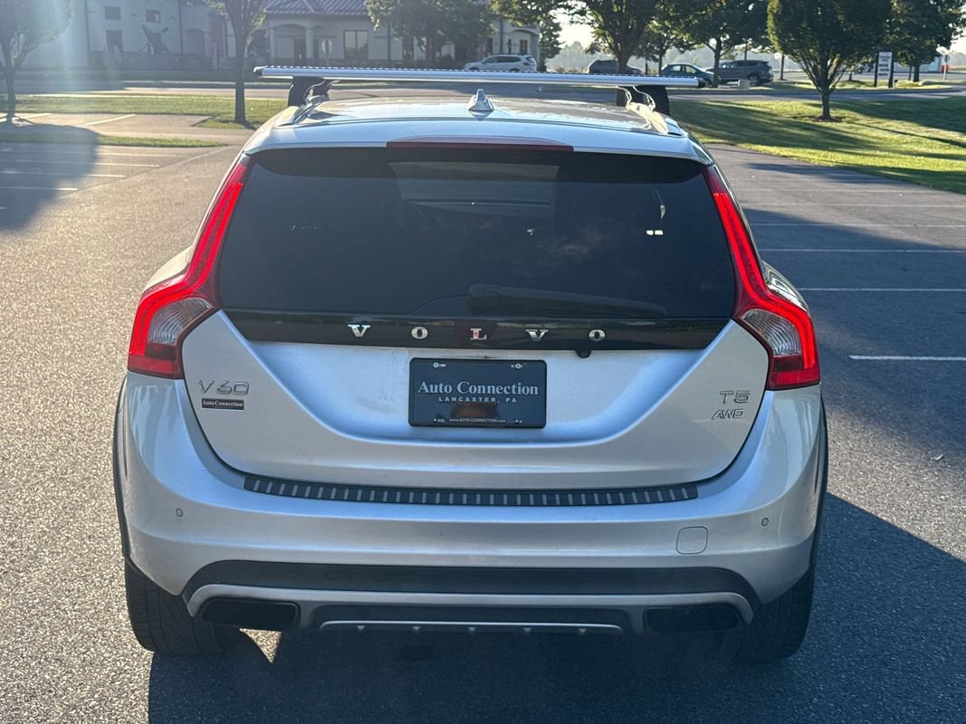 Used 2015 Volvo V60 T5 Cross Country w/ Climate Package AWD/4WD image 7