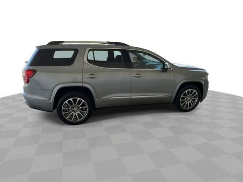 Certified 2023 GMC Acadia Denali w/ Denali Ultimate Package FWD image 9
