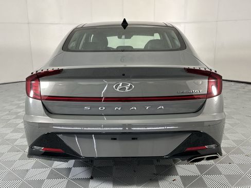 Used 2023 Hyundai Sonata Limited w/ Cargo Package FWD image 7