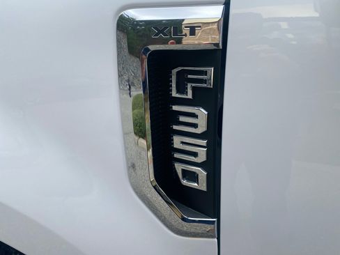 Used 2020 Ford F350 XLT w/ XLT Premium Package image 36