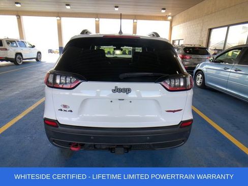 Used 2019 Jeep Cherokee Trailhawk w/ Comfort/Convenience Group AWD/4WD image 4
