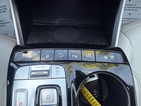 Used 2022 Hyundai Tucson Limited image 28