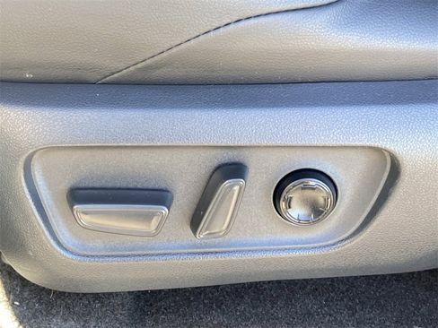 Certified 2025 Toyota 4Runner TRD Off-Road Premium image 22