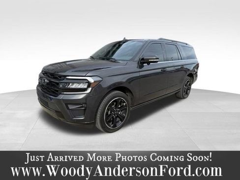 Used 2022 Ford Expedition Max Limited RWD image 1