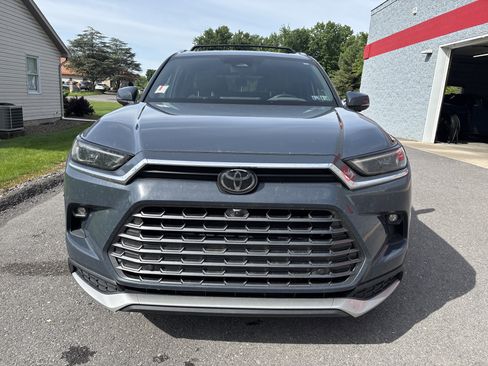 Certified 2024 Toyota Grand Highlander AWD Hybrid image 8