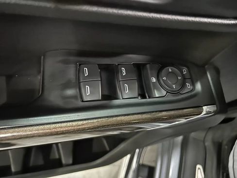 Used 2019 Chevrolet Silverado 1500 LT w/ All-Star Edition image 10