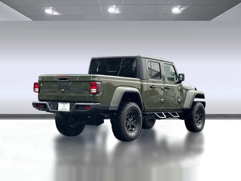 Used 2022 Jeep Gladiator Willys image 8