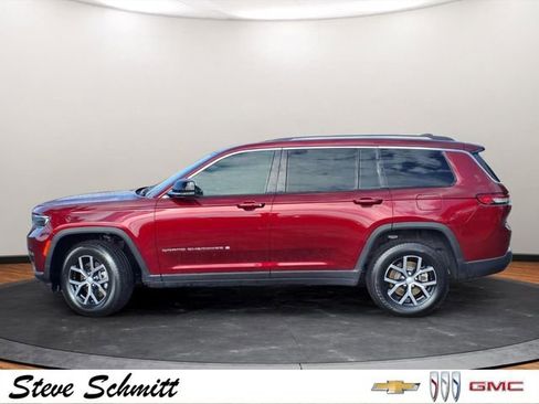 Used 2023 Jeep Grand Cherokee L Limited AWD/4WD image 2