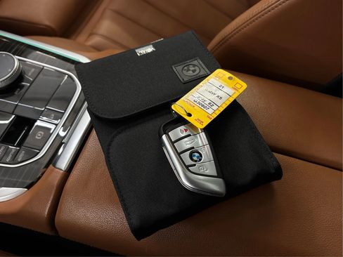 Used 2021 BMW X5 xDrive40i w/ Convenience Package image 42