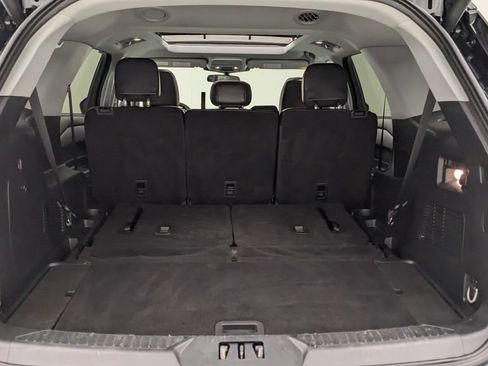 Certified 2023 Ford Explorer XLT w/ Equipment Group 202A AWD/4WD image 9