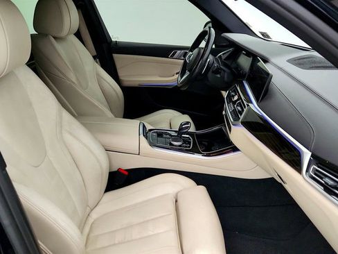 Used 2021 BMW X5 xDrive40i w/ M Sport Package image 24