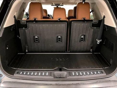 New 2026 Nissan Pathfinder Platinum AWD/4WD image 40