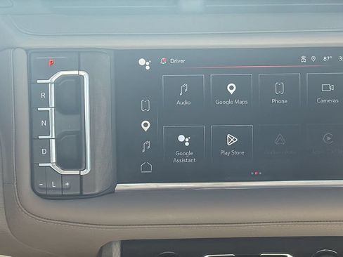 Used 2024 GMC Yukon Denali w/ LPO, Floor Liner Package AWD/4WD image 12