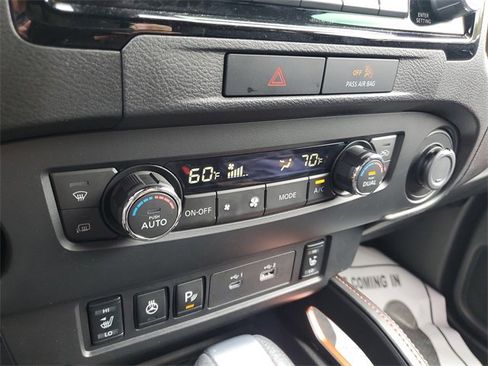 Used 2023 Nissan Frontier PRO-4X w/ Pro-4X Premium Package image 24
