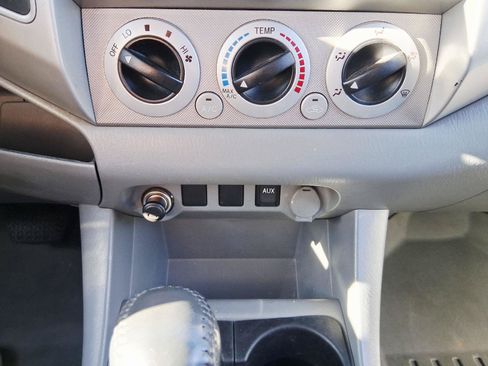 Used 2010 Toyota Tacoma PreRunner RWD image 32