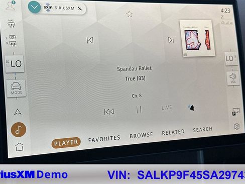 Used 2025 Land Rover Range Rover SE image 36