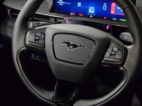 New 2025 Ford Mustang Mach-E Premium image 22