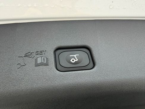 New 2026 Lincoln Nautilus Reserve image 22