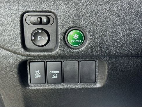 Used 2018 Honda Ridgeline RTL-T image 11
