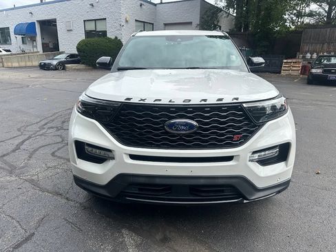 Used 2022 Ford Explorer ST w/ ST Street Pack AWD/4WD image 2