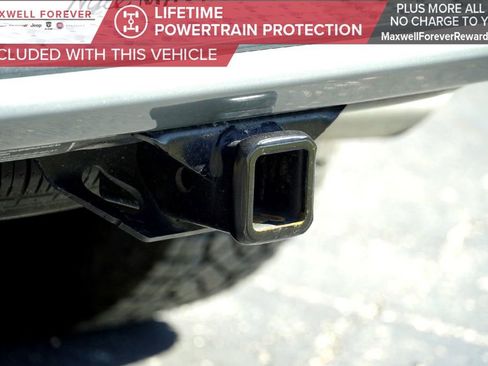 Used 2024 GMC Canyon AT4 w/ AT4 Premium Package image 10