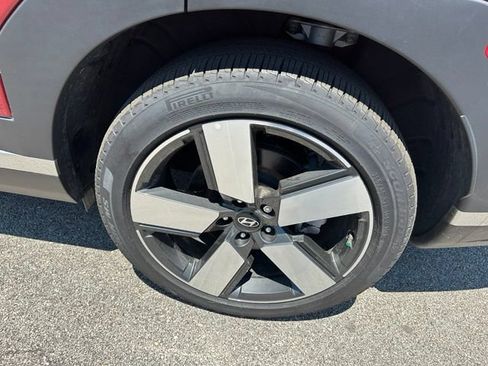 Used 2024 Hyundai Santa Fe Limited AWD/4WD image 7